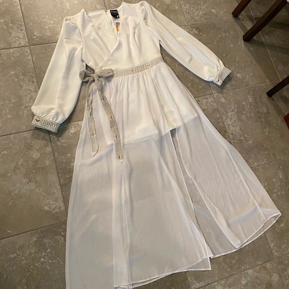 Her Universe Dresses & Skirts - WONDER WOMAN ROMPER DRESS WHITE NWT SIZE XL GOLD ACCENTS WW84